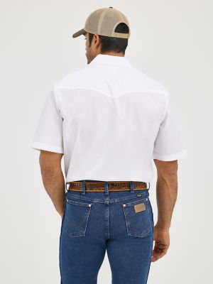 Men's Wrangler® Short Sleeve Solid Western Snap Sport Shirt in White alternative view 2