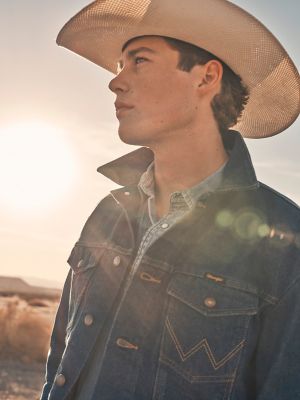 Wrangler® Cowboy Cut® Unlined Denim Jacket in Prewashed Denim