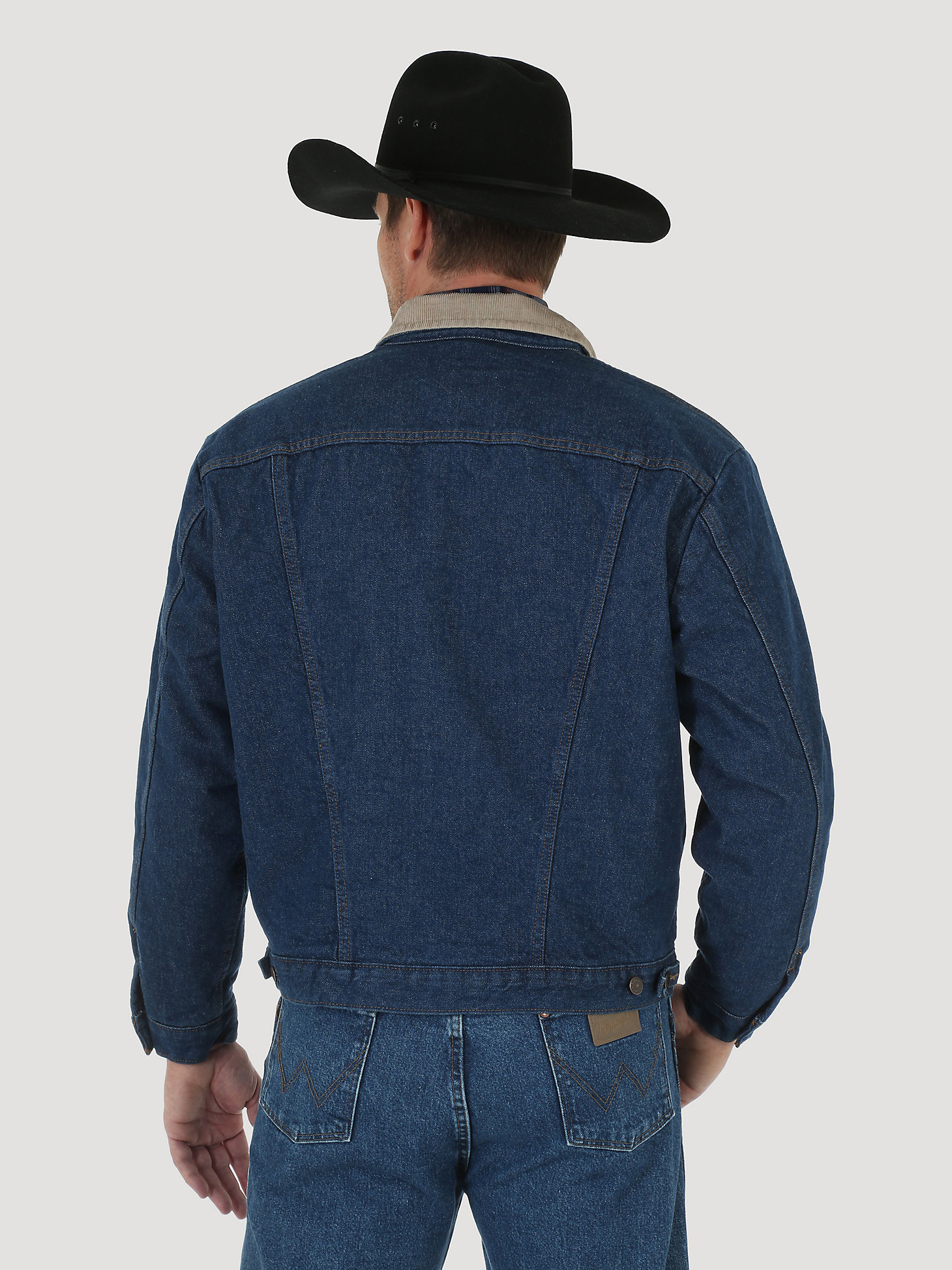 Men's Wrangler® Blanket Lined Corduroy Collar Denim Jacket in Prewashed Indigo alternative view 3