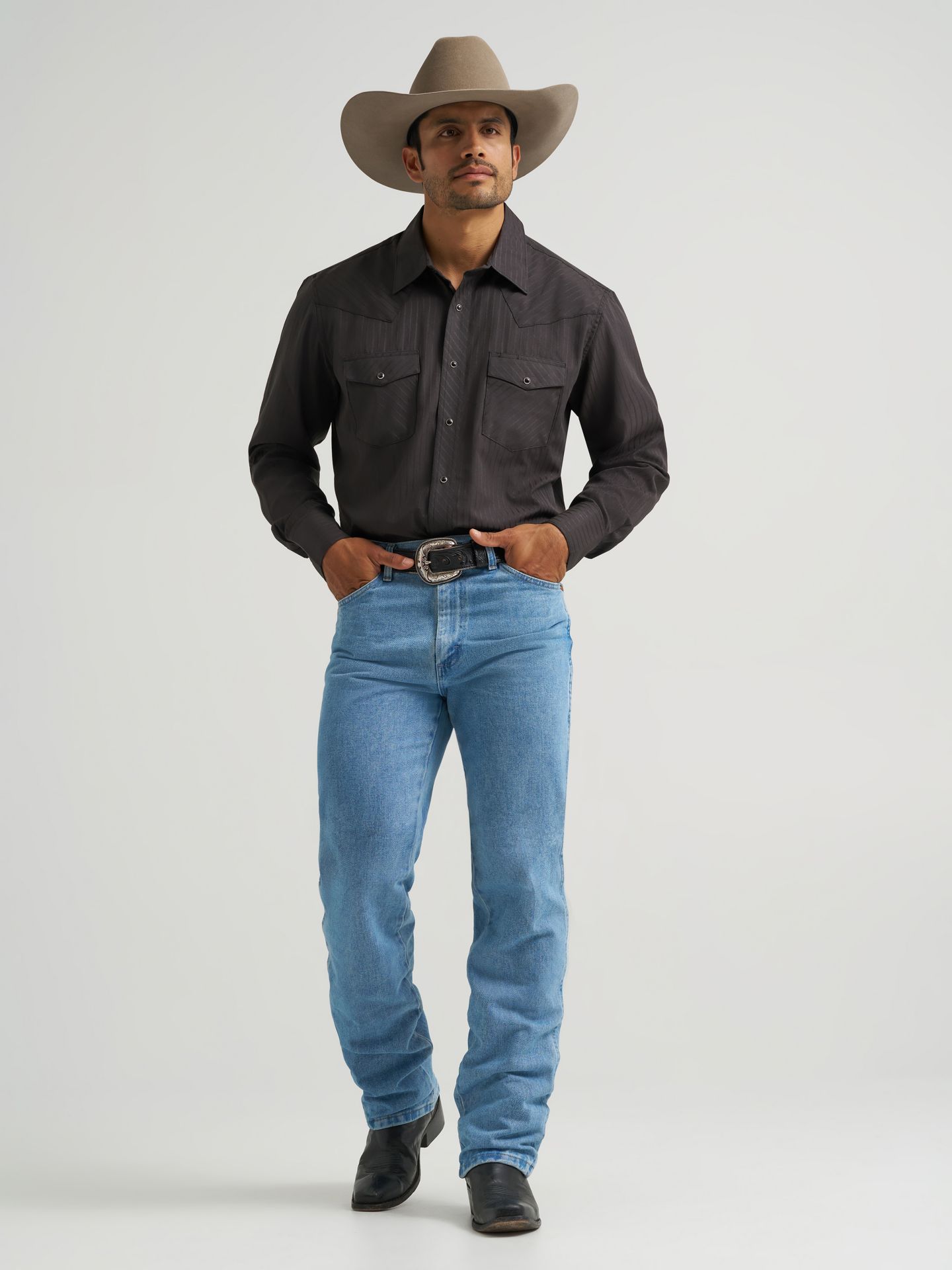 Мужская рубашка Wrangler Western Long Sleeve Western Snap Dobby Stripe, цвет: Чёрный — фото 2