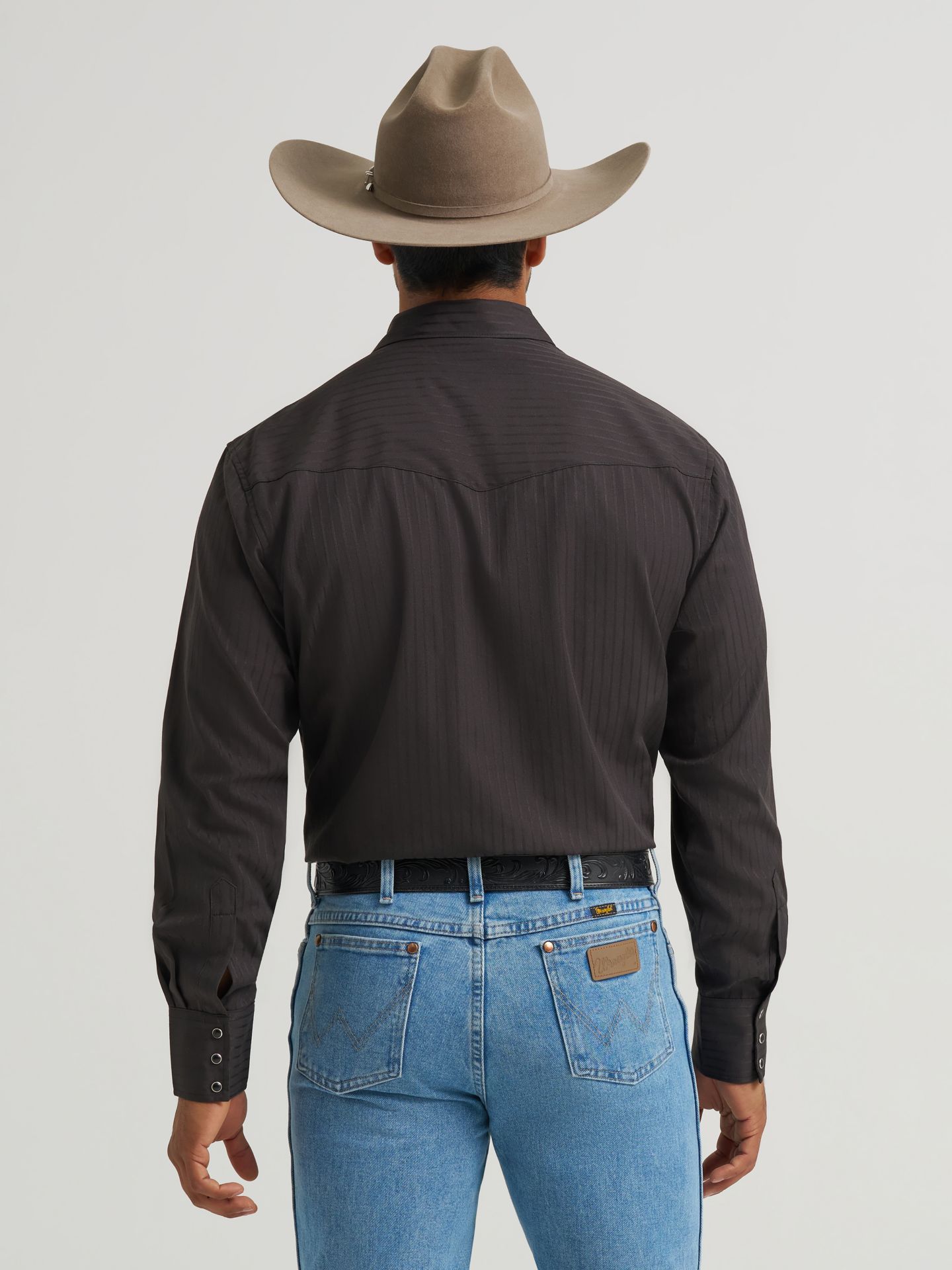 Мужская рубашка Wrangler Western Long Sleeve Western Snap Dobby Stripe, цвет: Чёрный — фото 3