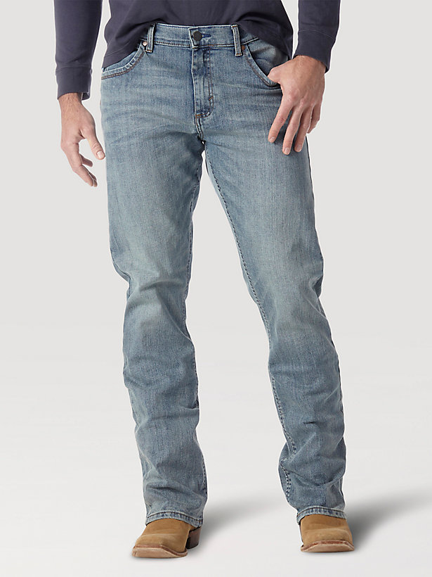 Men's Wrangler Retro® Slim Fit Bootcut Jean in BR Wash