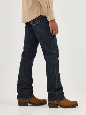 Men's Wrangler Retro® Slim Fit Bootcut Jean in Dax