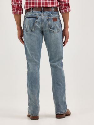 Men's Wrangler Retro® Slim Fit Bootcut Jean in Greeley
