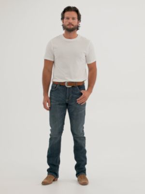 Men's Wrangler Retro&reg; Slim Fit Bootcut Jean in River Wash alternative view