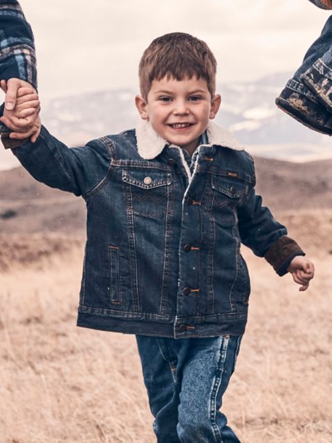 Детские куртки Wrangler Boy's Wrangler® Western Styled Sherpa Lined Denim Jacket Rustic