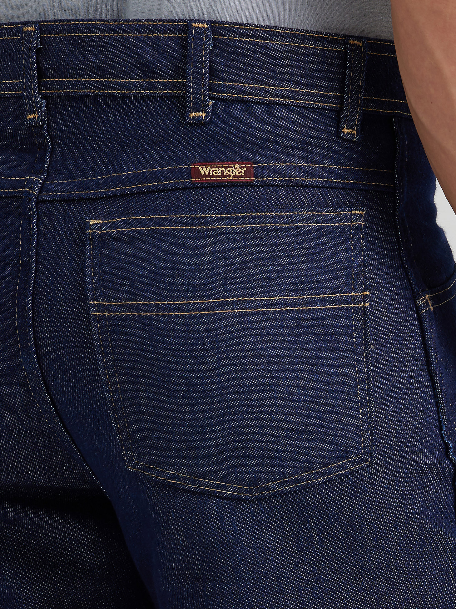 Wrangler® Men's Five Star Premium Regular Flex Fit Jean in Dark Indigo alternative view 2