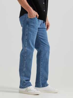 Wrangler® Comfort Solutions Series Comfort Fit Jean in Light Flex