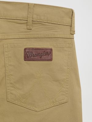 Men's Wrangler Retro&reg; Slim Fit Straight Leg Pant in Fawn