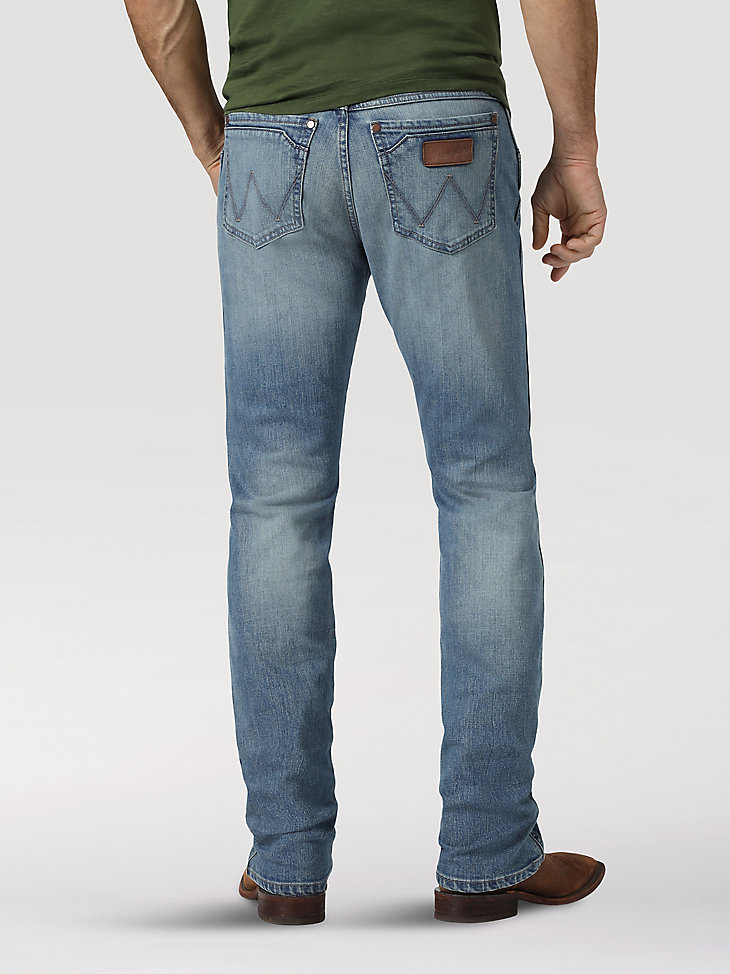 Men's Wrangler Retro® Slim Fit Straight Leg Jean in Jacksboro alternative view 2