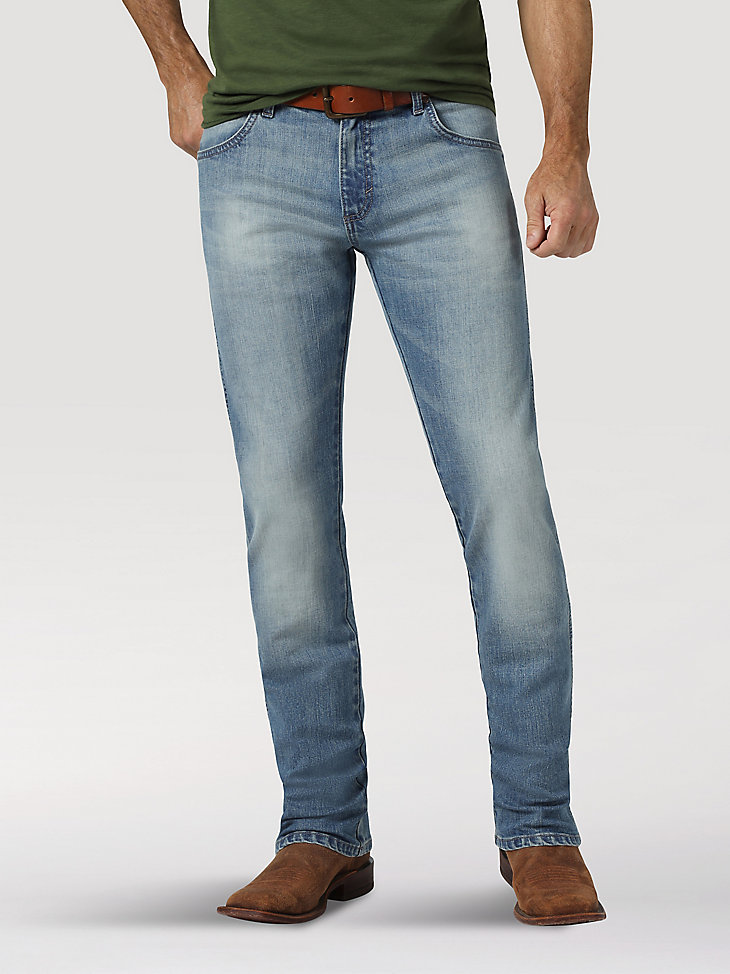 Men's Wrangler Retro® Slim Fit Straight Leg Jean in Jacksboro main view