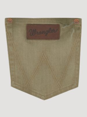 Men's Wrangler Retro® Slim Fit Straight Leg Jean in Benette