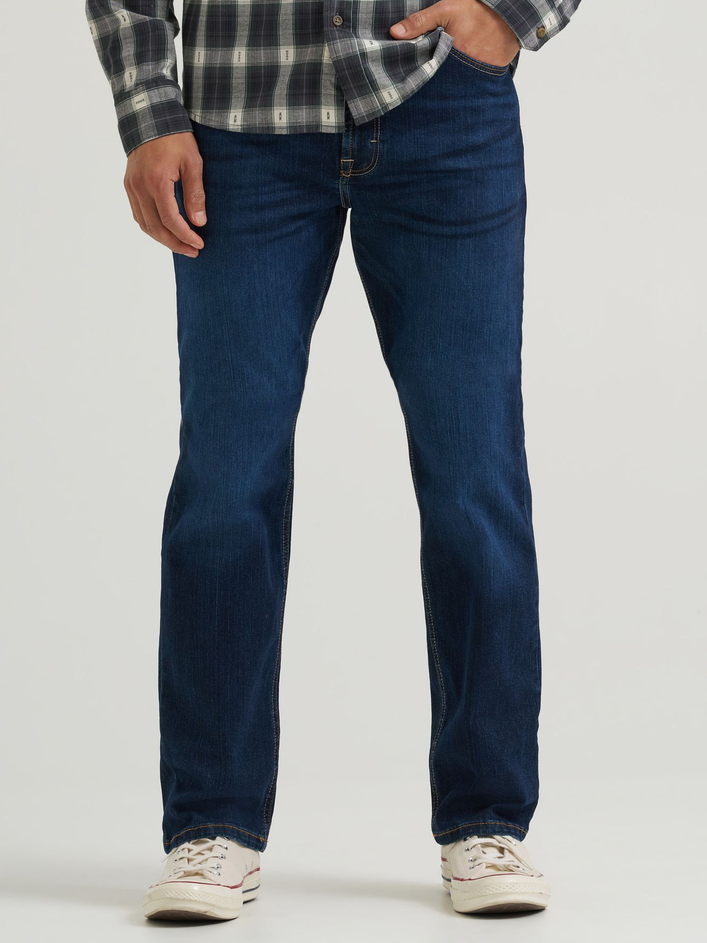 Мужские джинсы Wrangler Five Star Premium Straight Fit, цвет: Banks — фото 2