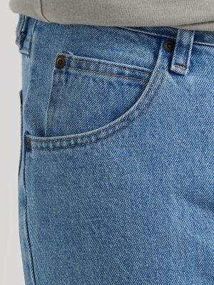 Wrangler Men's Five Star Premium Performance Series Regular Fit Jeans (Size: 33 x 30) Light Blue