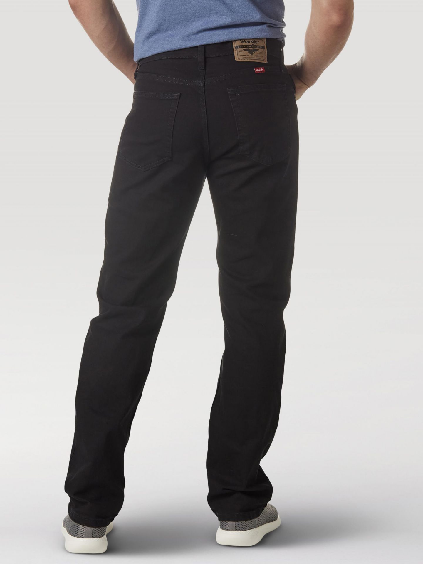 Мужские джинсы Wrangler Five Star Premium Performance Series Regular Fit, цвет: Чёрный — фото 2