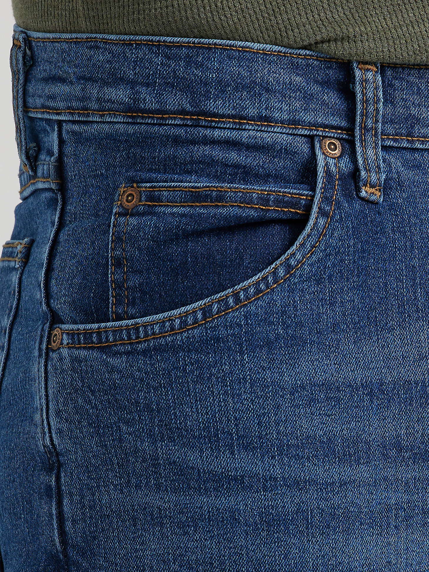 Wrangler® Five Star Premium Denim Flex For Comfort Regular Fit Jean in Dark Stonewash alternative view 4