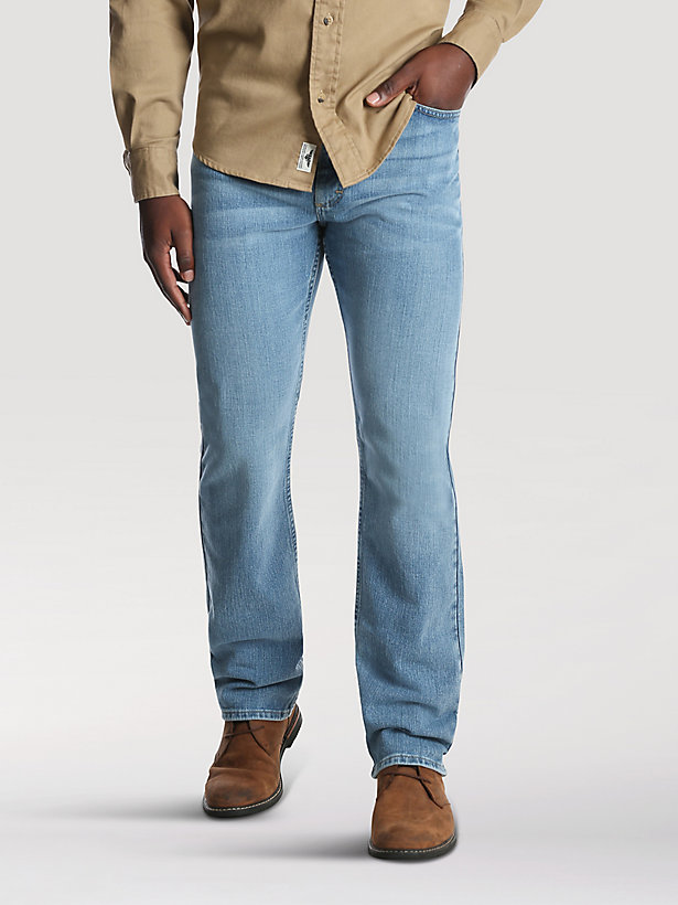 Wrangler® Five Star Premium Denim Flex For Comfort Regular Fit Jean in Stonewash Light