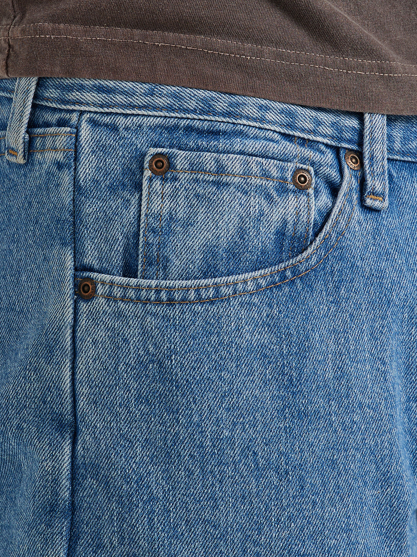 Wrangler® Five Star Premium Denim Relaxed Fit Jean in Stone Bleach alternative view 4