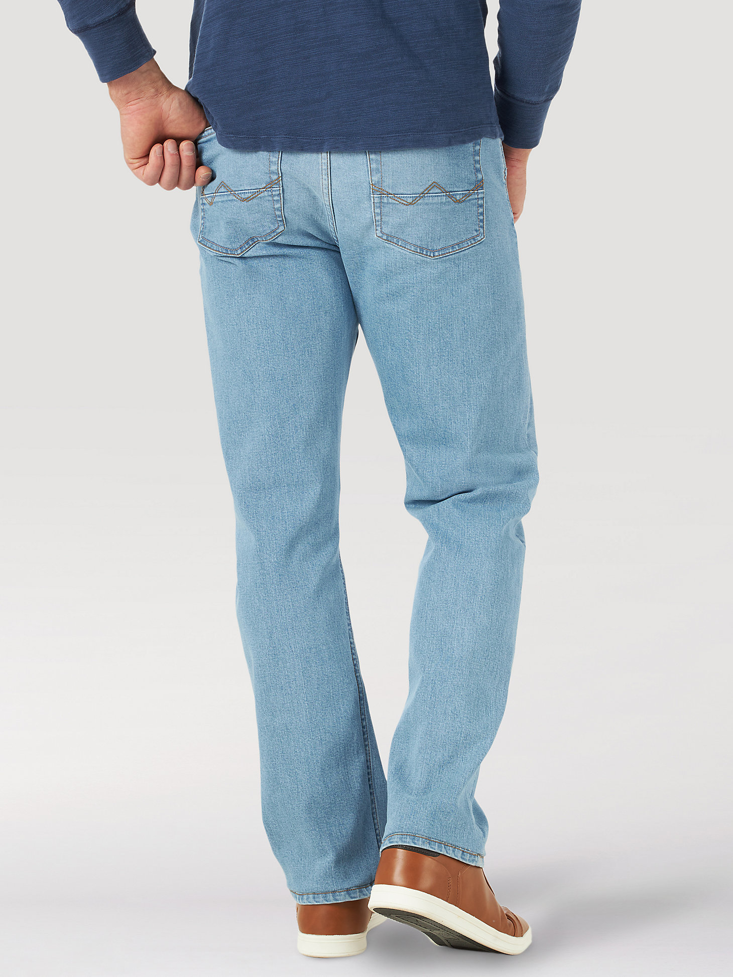 Wrangler® Men's Five Star Premium Flex Relaxed Fit Bootcut Jean in Duncan alternative view 1