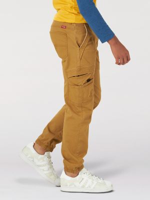 Boy's Wrangler&reg; Free To Stretch Gamer Cargo Pant (Husky) in Medal Bronze alternative view 2