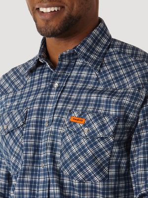 Men's Wrangler® FR Flame Resistant Long Sleeve Western Snap Plaid Shirt in Blue/Black alternative view 2