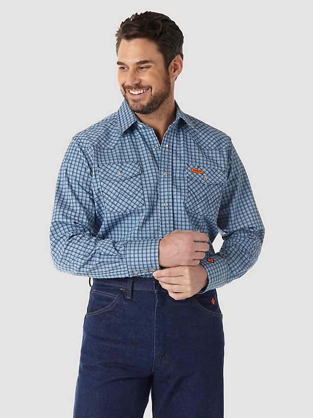 Men's Wrangler® FR Flame Resistant Long Sleeve Western Snap Plaid Shirt in Navy/Black