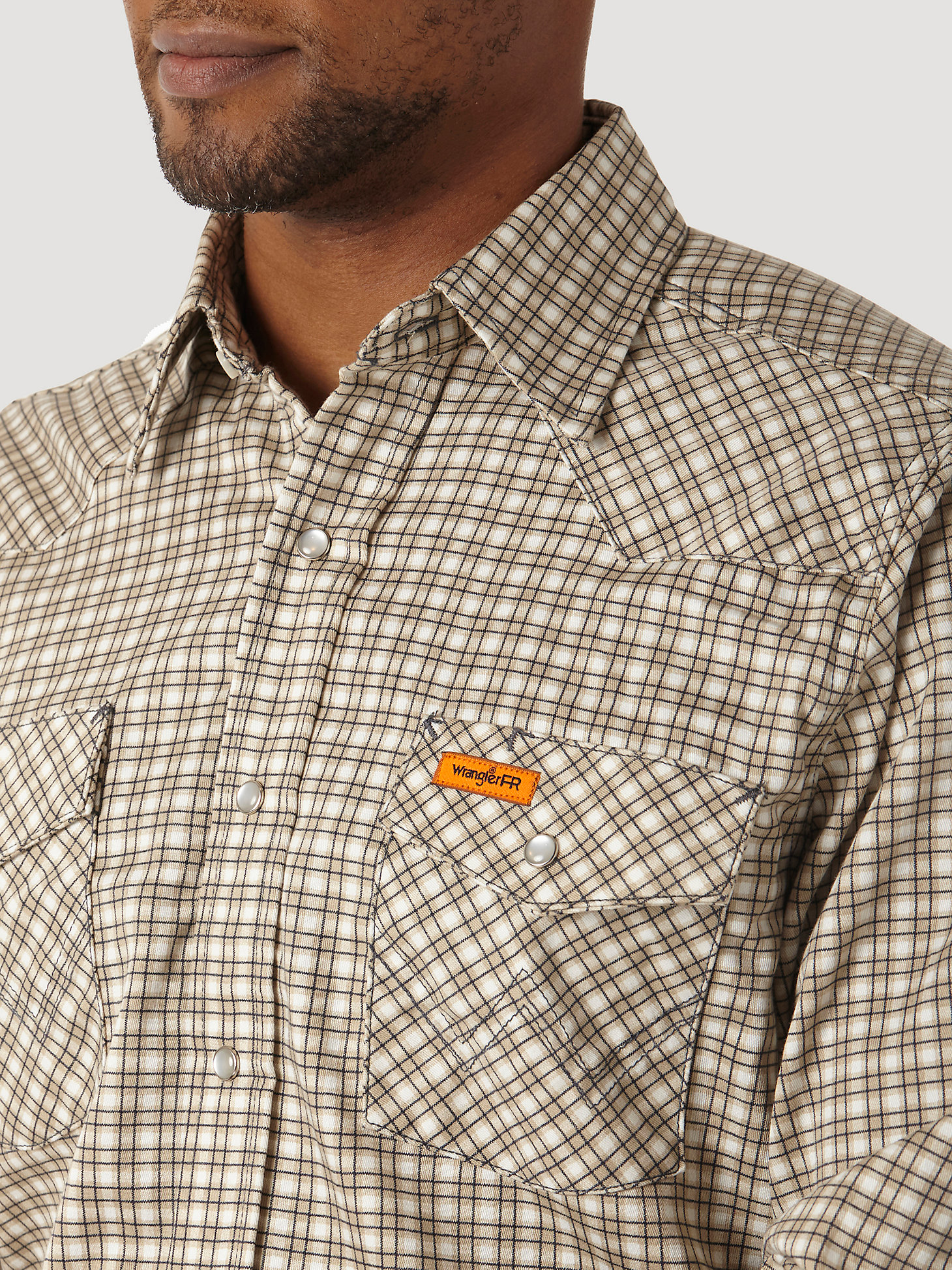Men's Wrangler® FR Flame Resistant Long Sleeve Western Snap Plaid Shirt in Khaki/White alternative view 2