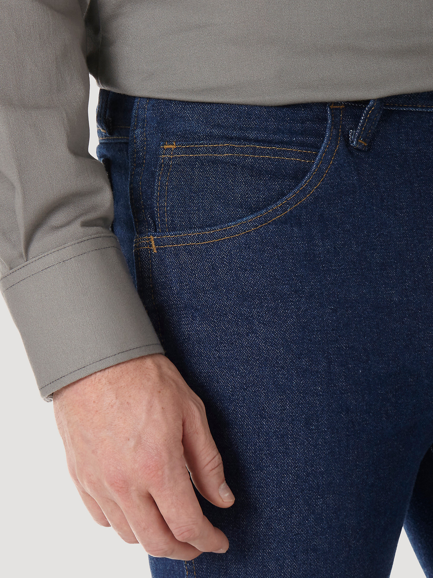 Wrangler® FR Flame Resistant Slim Fit Jean in Prewash alternative view 3