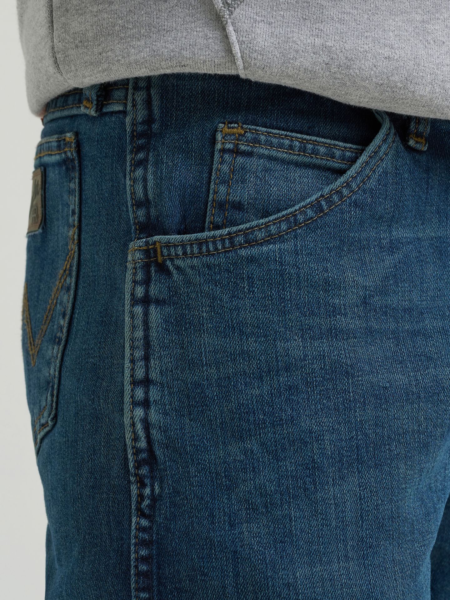 Джинсы Wrangler FR Flame-Resistant Advanced Comfort Regular Fit Jean, цвет: Dark Tint — фото 8