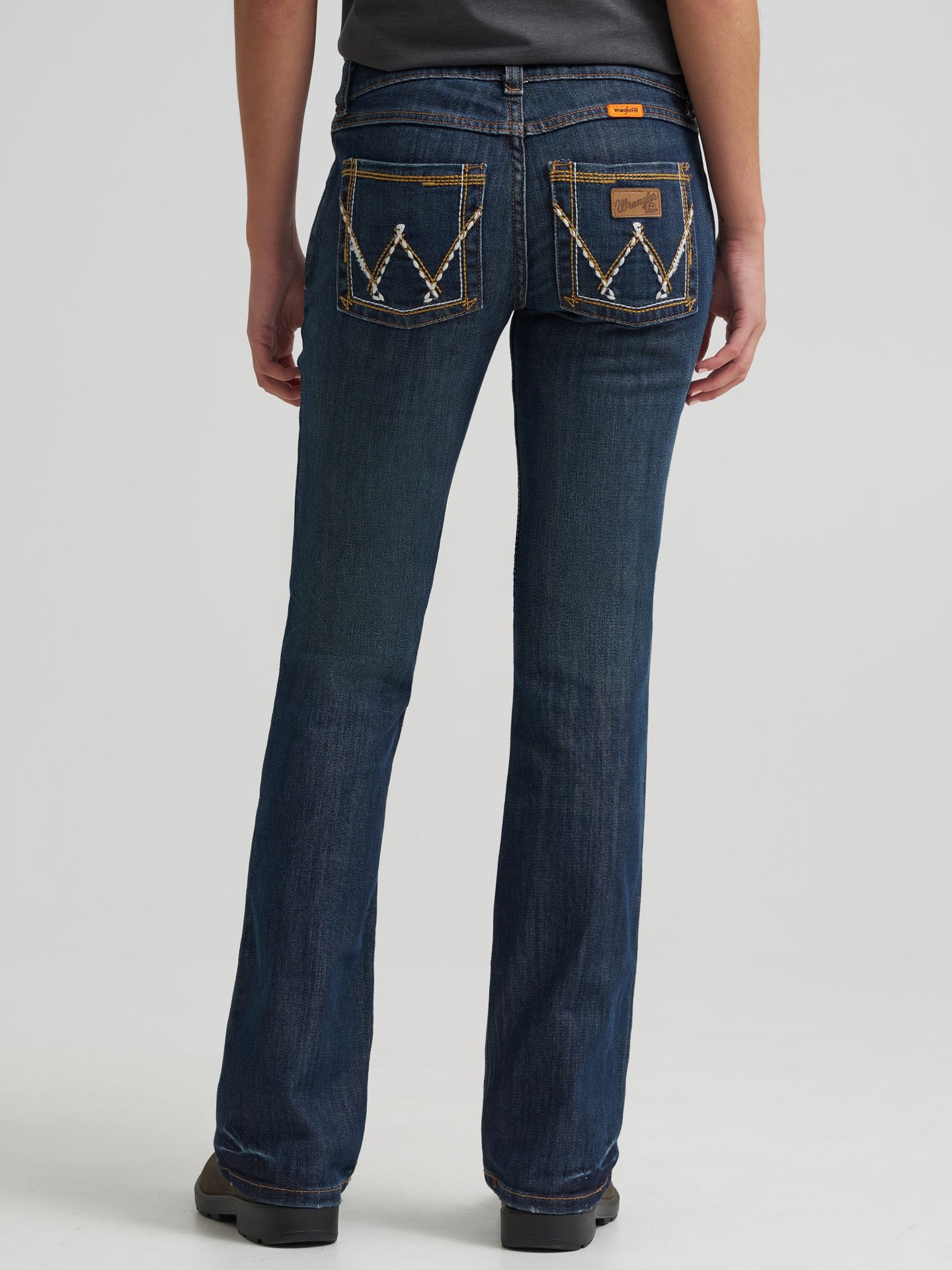 Женские джинсы Wrangler FR Flame-Resistant Retro® Mae Bootcut Work, цвет: Bakersville — фото 7