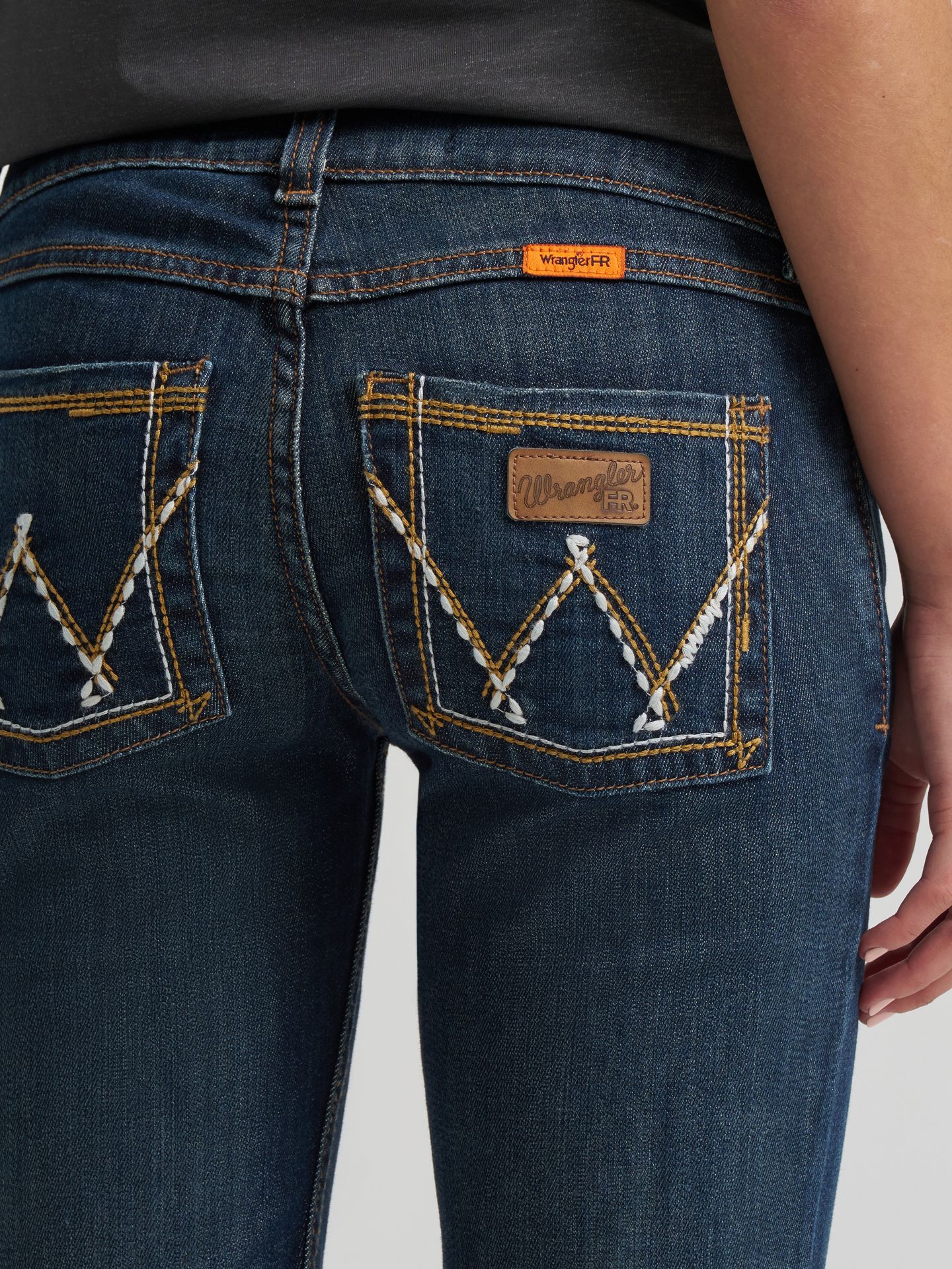Женские джинсы Wrangler FR Flame-Resistant Retro® Mae Bootcut Work, цвет: Bakersville — фото 5