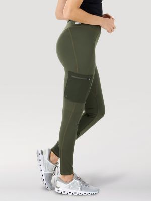 ATG by Wrangler™ Women's Cargo Leggings in Olive