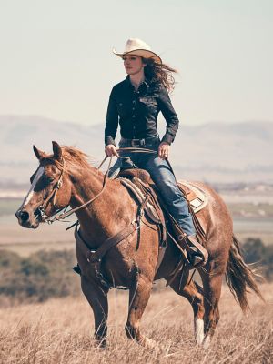 Women's Western Shirts, Snaps & More