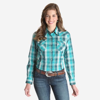 Women's Essential Long Sleeve Plaid Western Snap Top | The Monarch Look |  Wrangler®