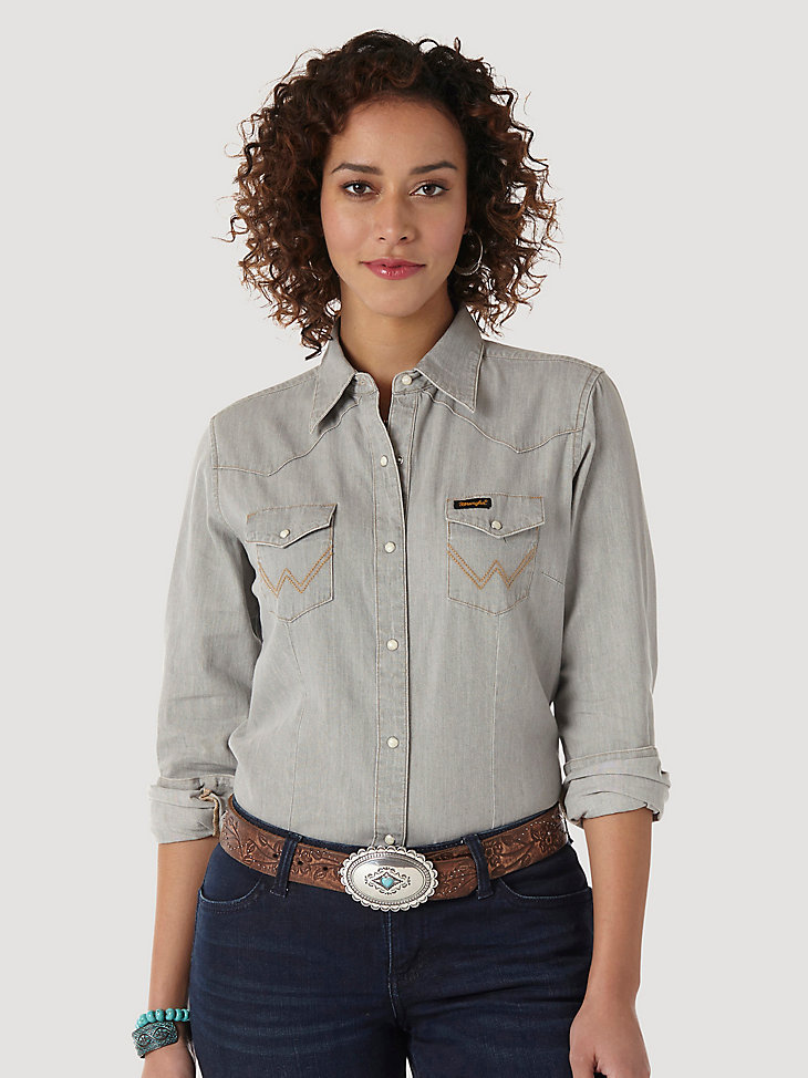 Women’s Long Sleeve Western Snap W Stitching on Pocket Denim Shirt in Grey Denim alternative view