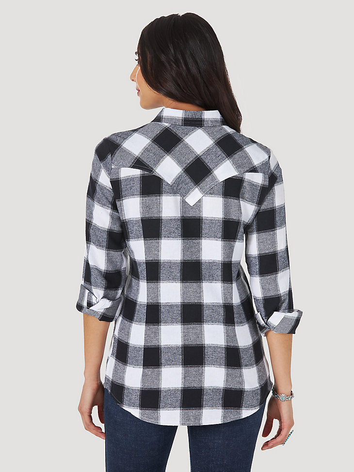 Women's Essential Long Sleeve Flannel Plaid Western Snap Shirt in Black/White Multi alternative view