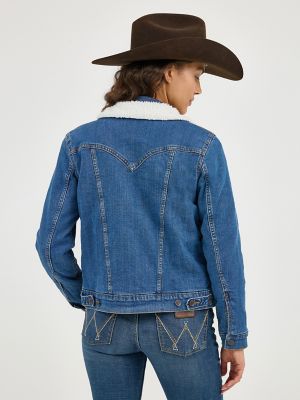 Women's Wrangler Retro® Sherpa Lined Western Denim Jacket in Bleached Denim