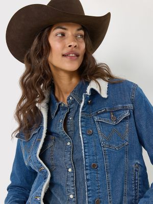 Women's Wrangler Retro® Sherpa Lined Western Denim Jacket in Bleached Denim