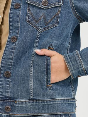 Women's Long Sleeve Classic Fit Denim Jacket in Dark Denim