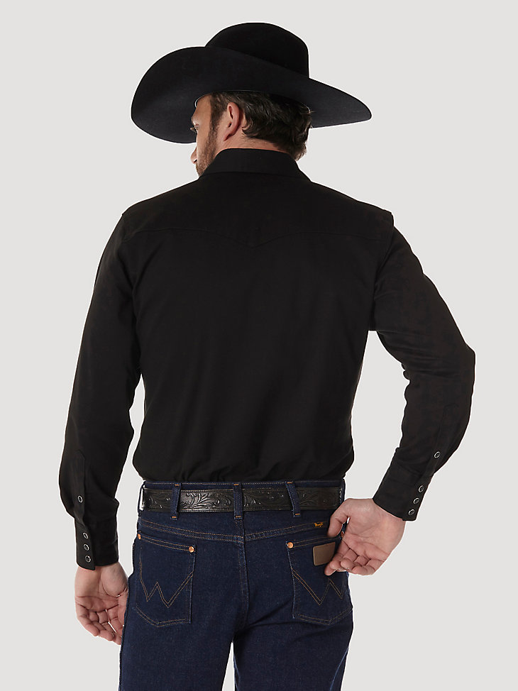 Premium Performance Advanced Comfort Cowboy Cut® Long Sleeve Spread Collar Solid Shirt in Black alternative view