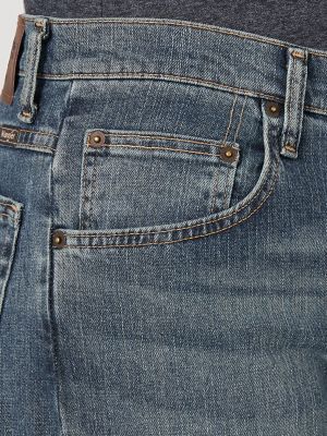 Men's Relaxed Fit Flex Jean in Grey Tint alternative view 4
