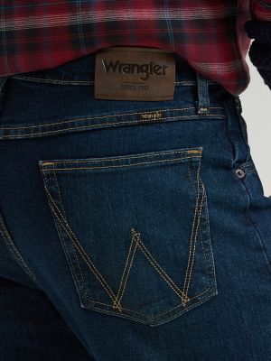 Men's Regular Fit Flex Jean in Blackened Indigo alternative view 6