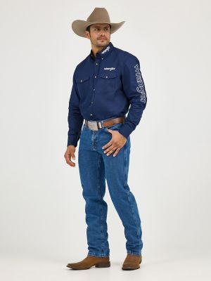 Men's Wrangler® Logo Long Sleeve Button Down Solid Shirt in Navy