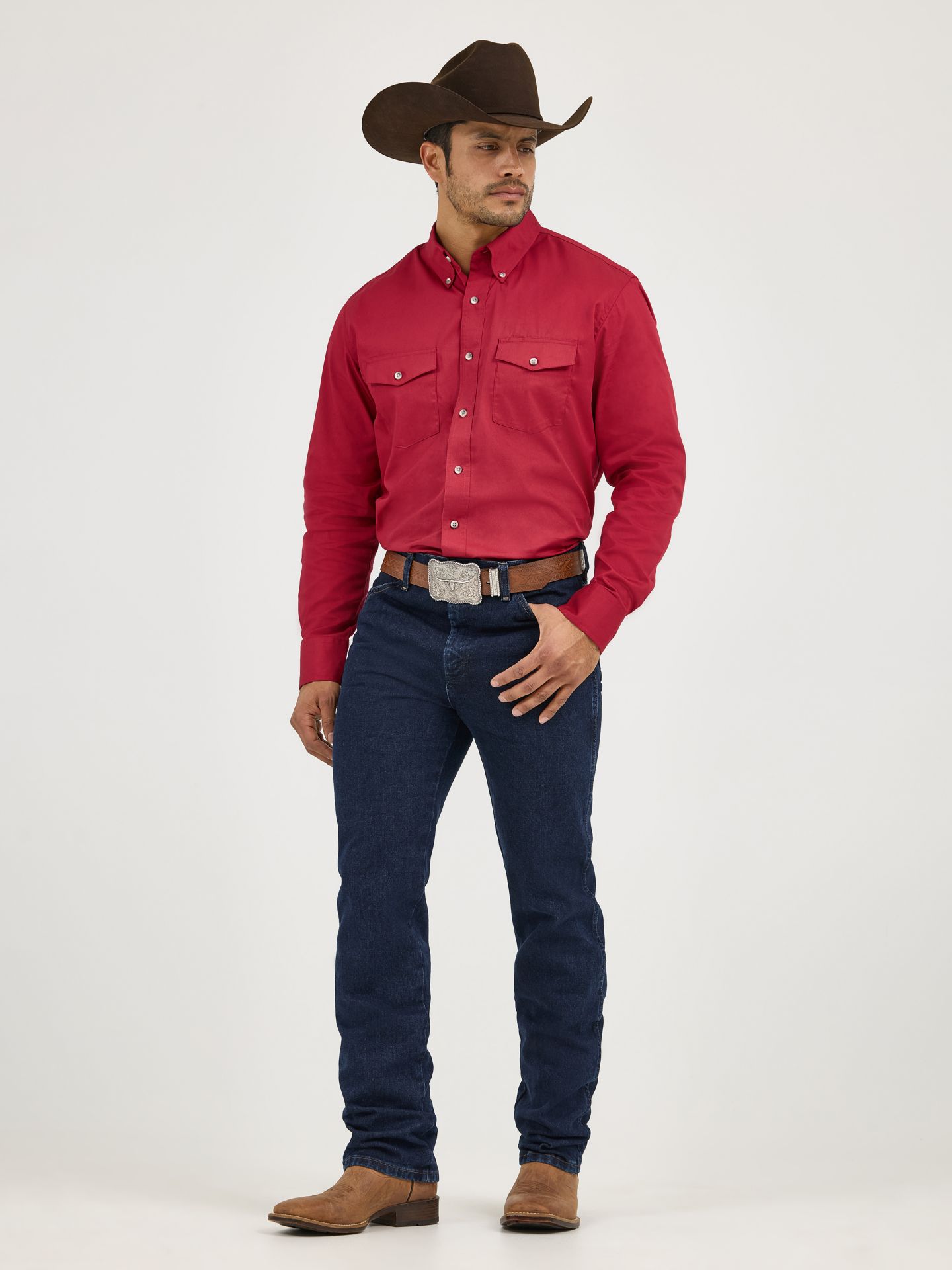 Мужская рубашка Wrangler Painted Desert® Long Sleeve Button Down Lightweight Solid Twill, цвет: Красный — фото 2