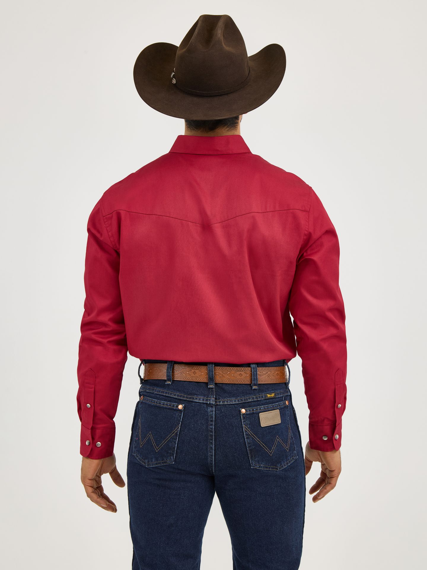 Мужская рубашка Wrangler Painted Desert® Long Sleeve Button Down Lightweight Solid Twill, цвет: Красный — фото 3