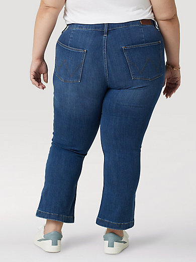 Women's Wrangler® Utility Kick Flare Jean (Plus) in Kingston alternative view