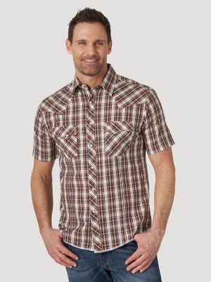 Men's Wrangler® Fashion Snap Short Sleeve Western Snap Plaid Shirt ...