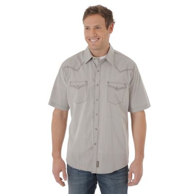 Men's Wrangler® Retro® Short Sleeve Western Snap Solid Shirt (Tall