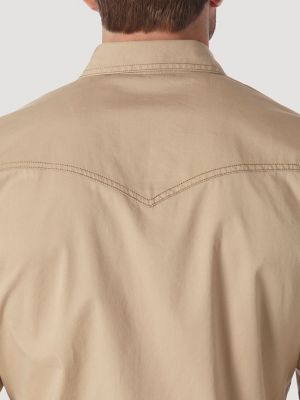 Men's Wrangler® Contrast Trim Western Two Snap Flap Pocket Shirt