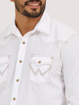 Men's Wrangler Retro® Long Sleeve Western Snap Solid Dobby Shirt in White